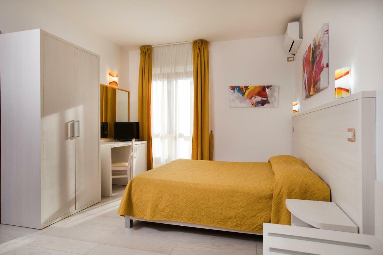 Hotel La Playa 3*