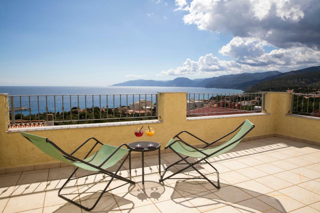 La Playa Hotel 3*