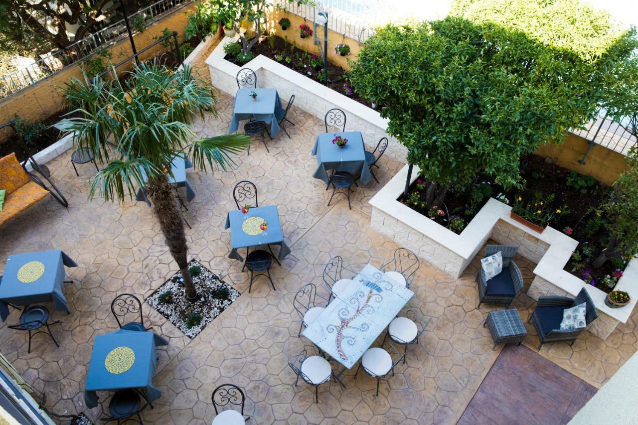 La Playa Hotel 3*